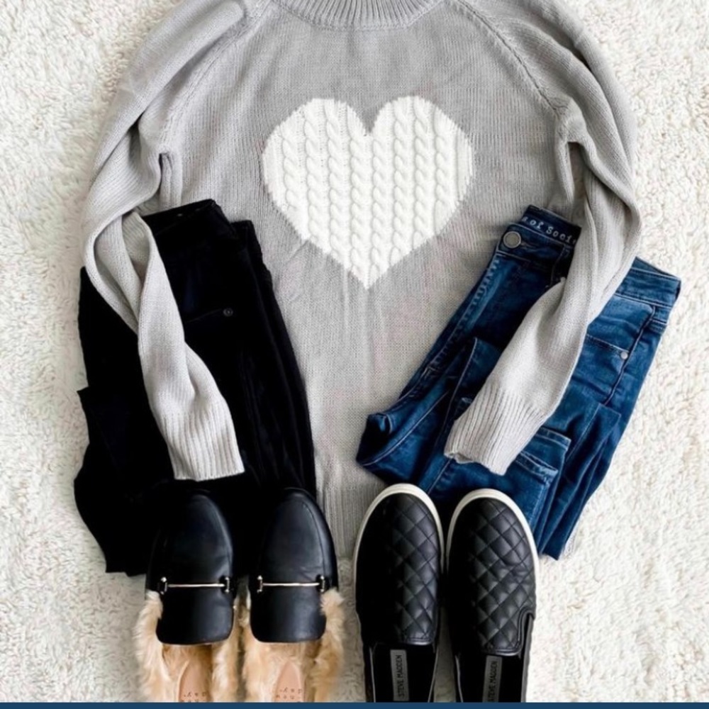 Heart sweater - Picture 6 of 12